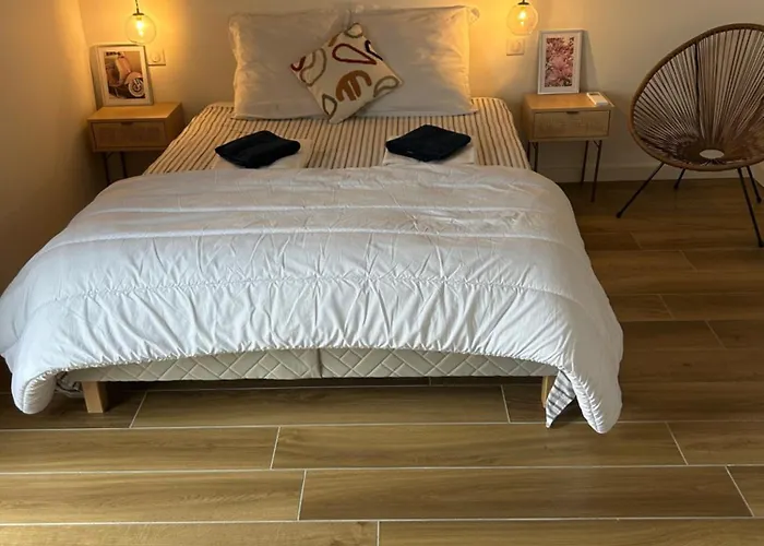 Emma Villa Lit-et-Mixe